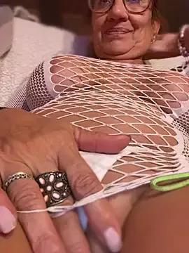 camelia3 on StripChat