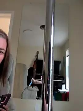 Canadian_BBW on StripChat