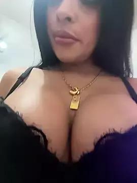 canela_10 on StripChat