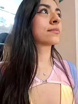 Freechat canelleGarces on StripChat