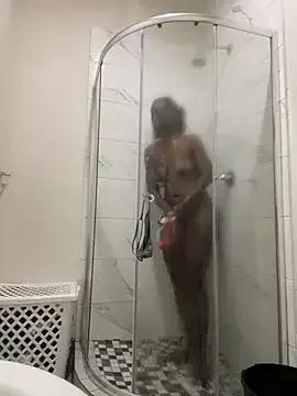 Cocowett on StripChat