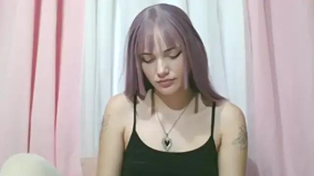 Coelhinharoxaaa on StripChat