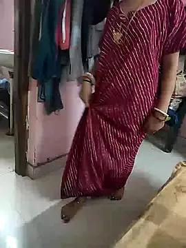 COUPLLE_VILLAGE on StripChat