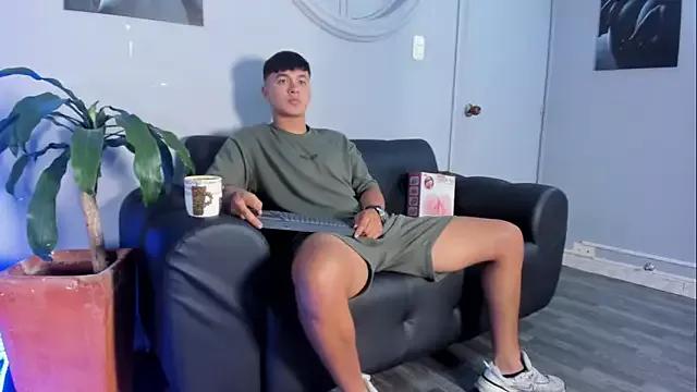 Cristopher_strong on StripChat 