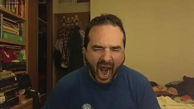 curiosillo83 on StripChat