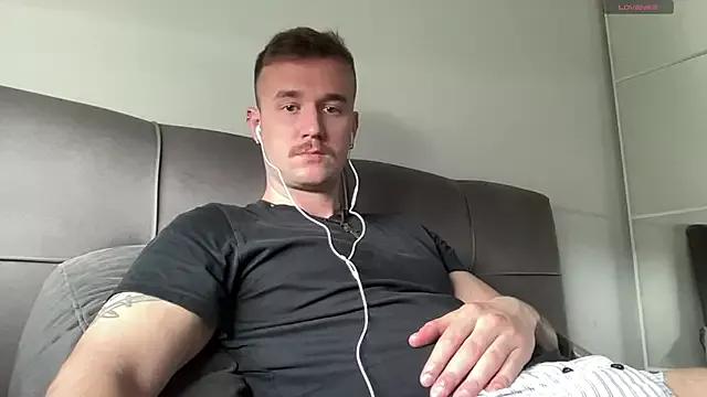 cute_mark on StripChat