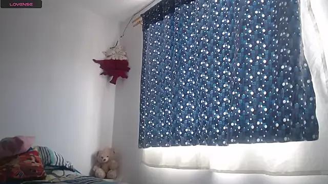 dalila_g on StripChat