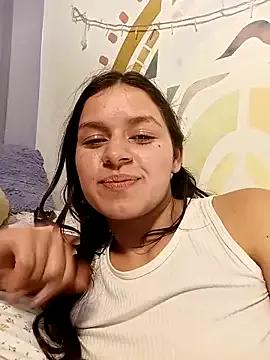 Freechat Danni_shy on StripChat