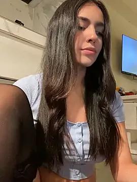 DaphneUwu on StripChat