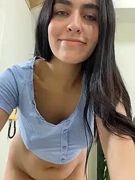 DaphneUwu on StripChat