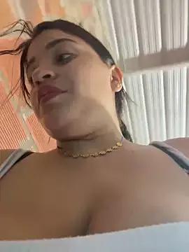 Dulcepasion26 on StripChat