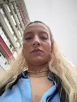 Ella_Charm on StripChat 