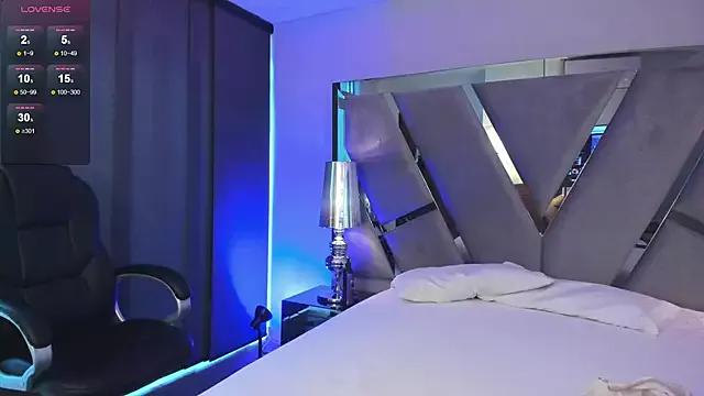 Freechat emilybae_ on StripChat