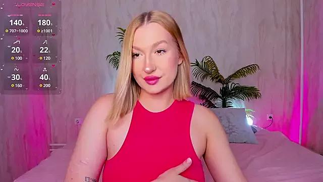 Emma__Leee on StripChat