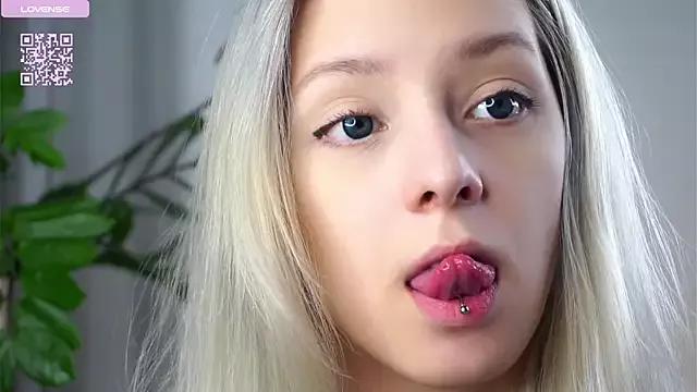 EngelFugler on StripChat 