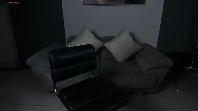 FernandaX1 on StripChat 