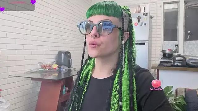 Freechat freyaa_sorcerees on StripChat