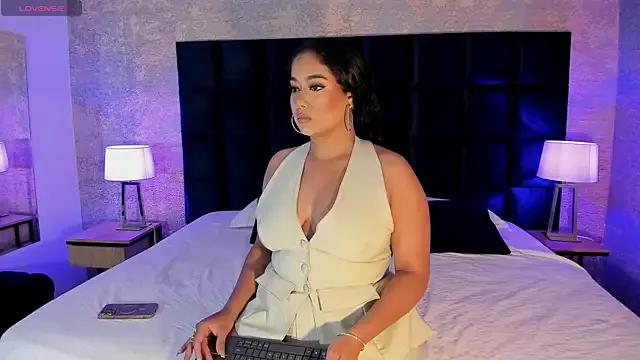 Gaby_Blaze on StripChat 