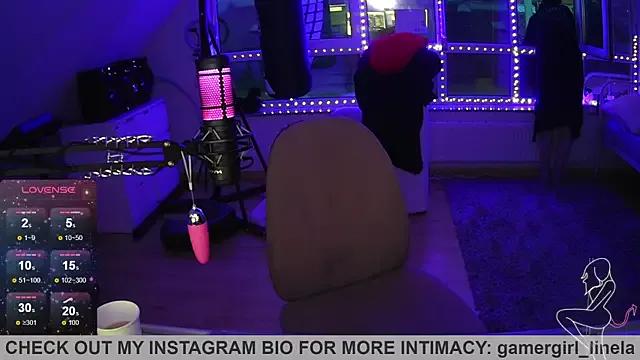 Gamergirl-Linela on StripChat