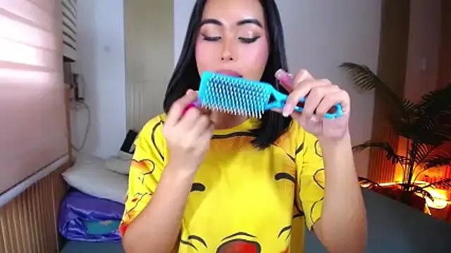 Genuinely_Smile on StripChat