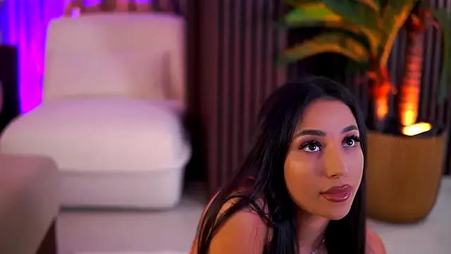 GinaValentinna on StripChat