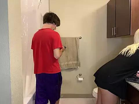 girlfriendmissy on StripChat