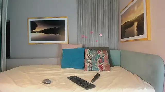 Hailey-Fox on StripChat