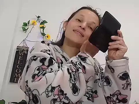 hanamor on StripChat