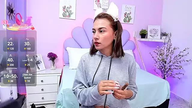 HannaPretthy on StripChat