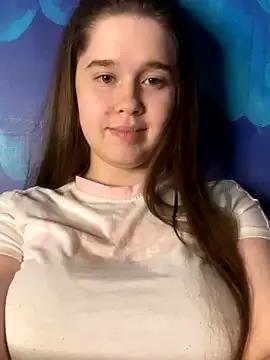 HornyGirlH on StripChat