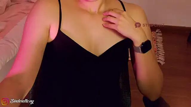 Freechat i-scream on StripChat