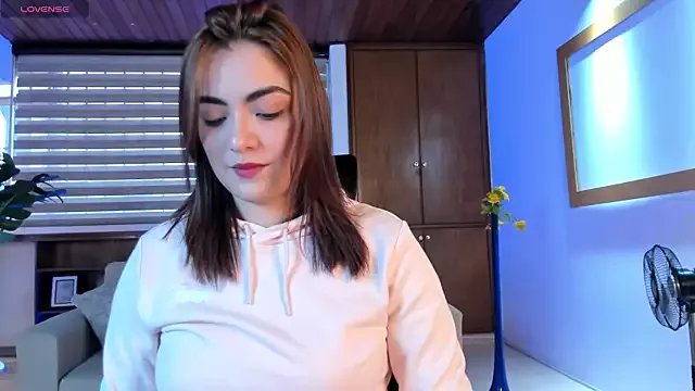 Private IsabellaaJoness on StripChat