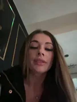 IsabellaEtthan on StripChat