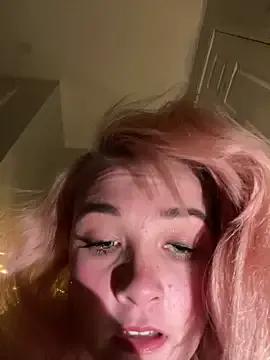 Freechat Itzz_lolareign on StripChat