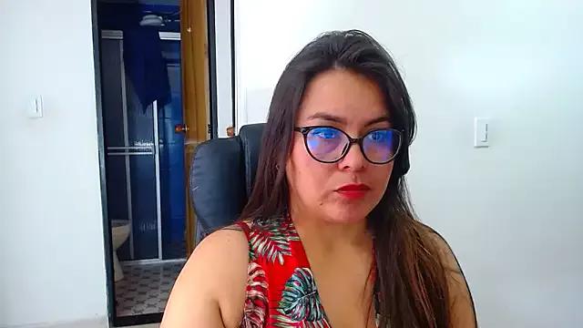 Ixchel_Anaid on StripChat