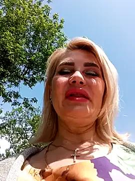 JennyOMay on StripChat