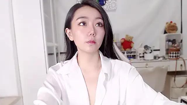 Group jiajia_L on StripChat