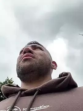 JuanZapata33 on StripChat