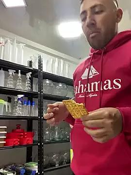 JuanZapata33 on StripChat