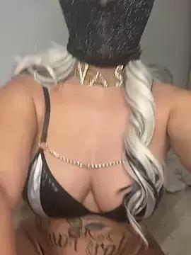 kamila_french on StripChat