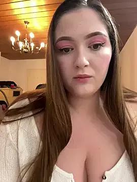 Kamilla_Loop on StripChat