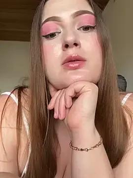 Kamilla_Loop on StripChat