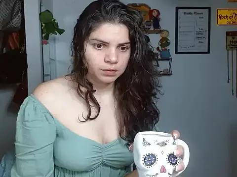 Freechat karoll8 on StripChat