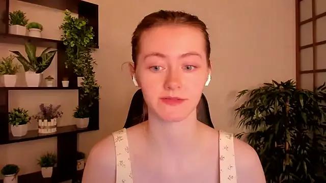 Freechat KateCuddle on StripChat