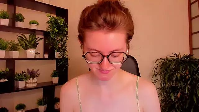 Freechat KateCuddle on StripChat