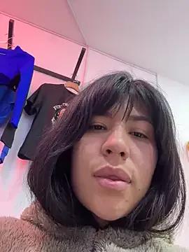 kim_monti on StripChat