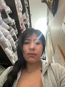 kim_monti on StripChat