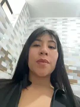 kim_monti on StripChat