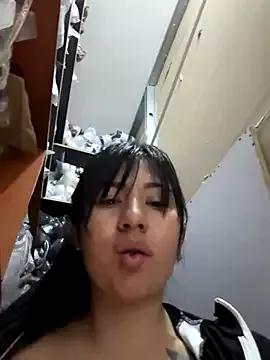 kim_monti on StripChat