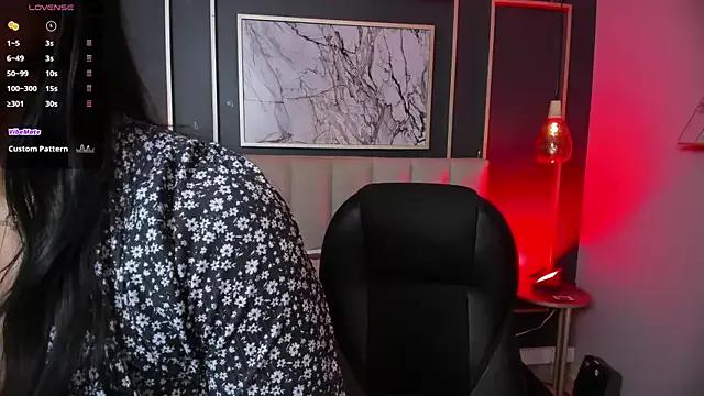 kira_moon__ on StripChat